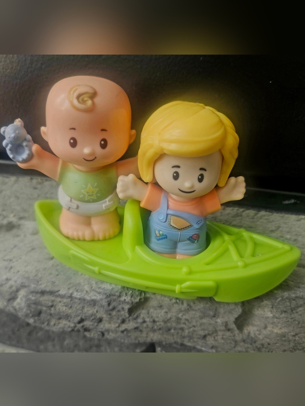 Fisher-Price Yellow-Haired and Blond Baby Boat Playset